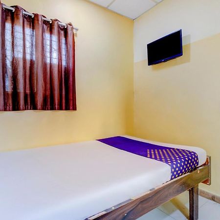 Oyo 70661 Hotel Al Makkah Managed By Hotel Paris Mumbai Exterior photo