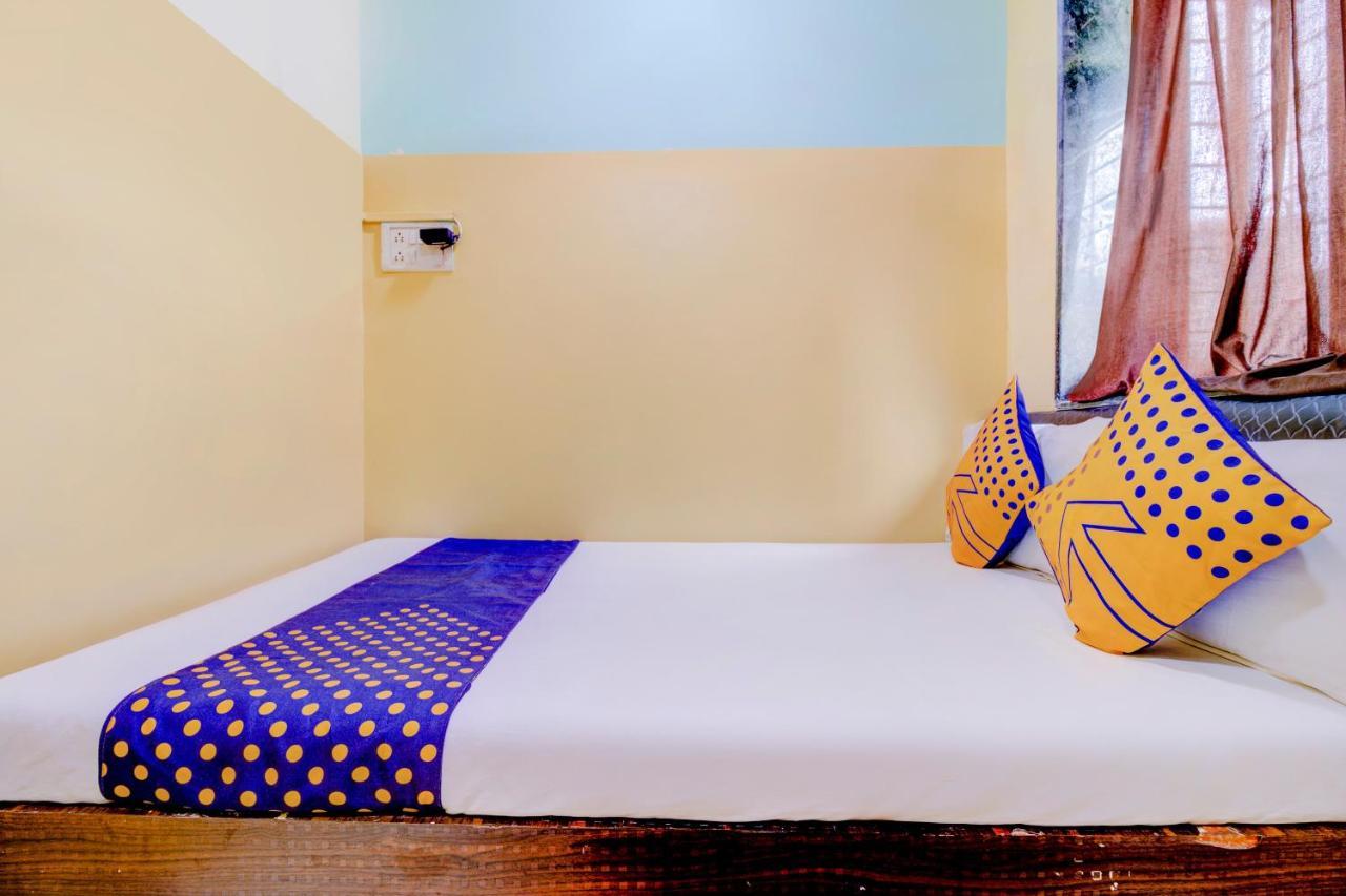 Oyo 70661 Hotel Al Makkah Managed By Hotel Paris Mumbai Exterior photo